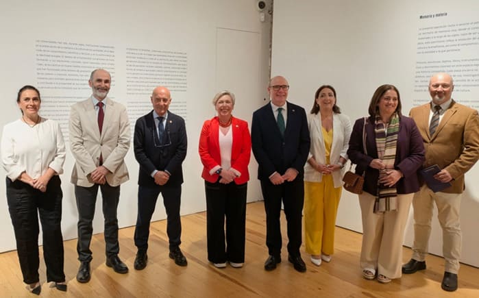 Mercedes León Lozano ha tenido la oportunidad de departir con el alcalde de Sevilla sobre los retos compartidos entre ciudad y universidad